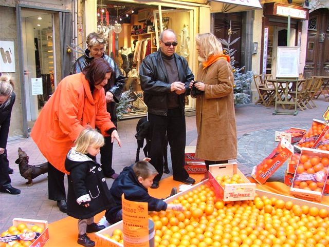 pyramide d'oranges toujours